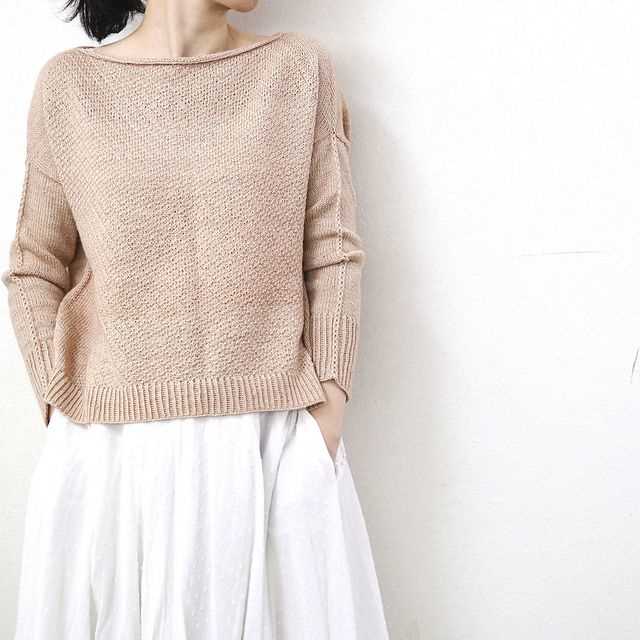 Knitted sweater pattern on circular needles