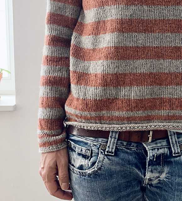 Knitted sweater pattern on circular needles