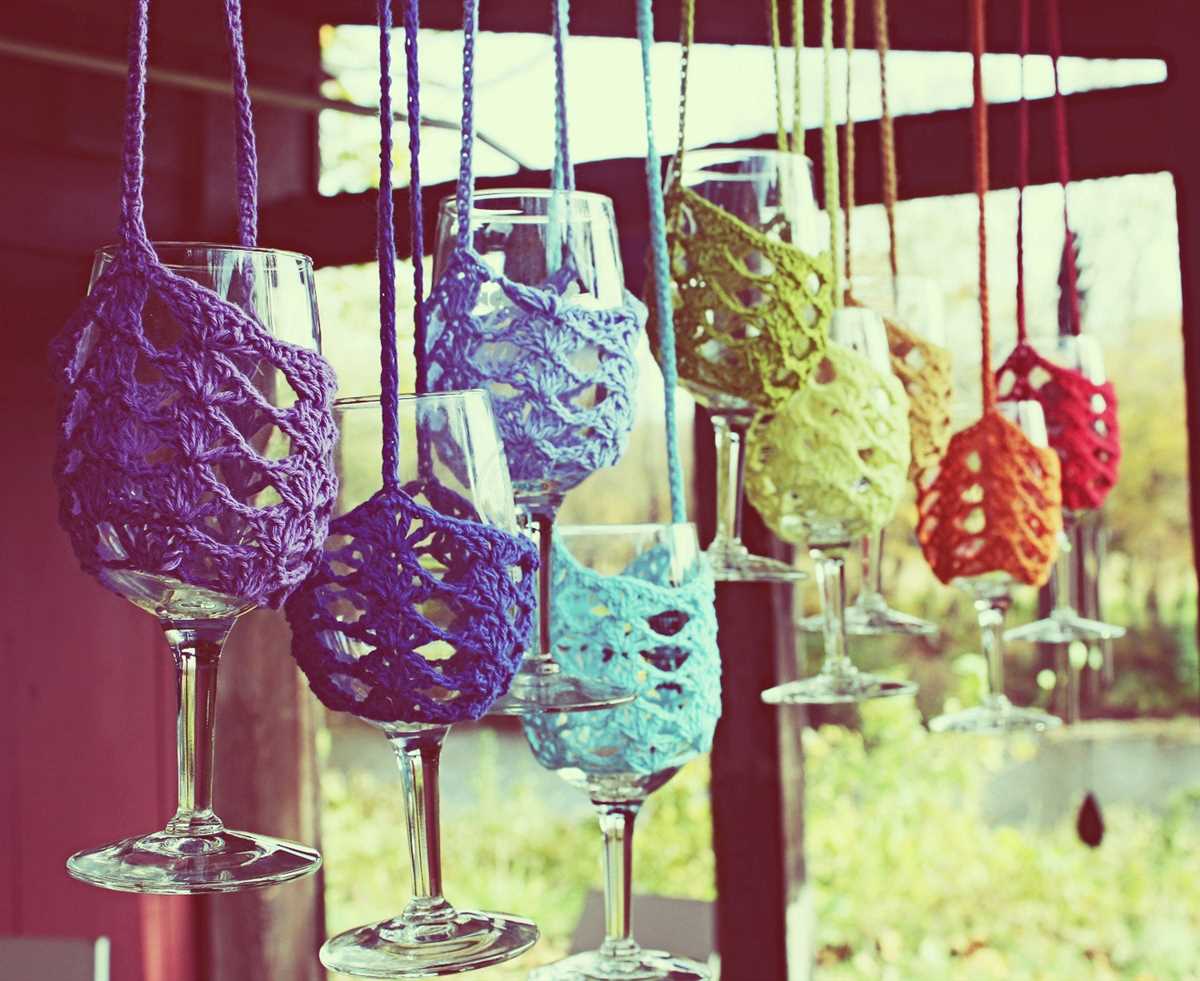 Knitted wine glass cozy pattern