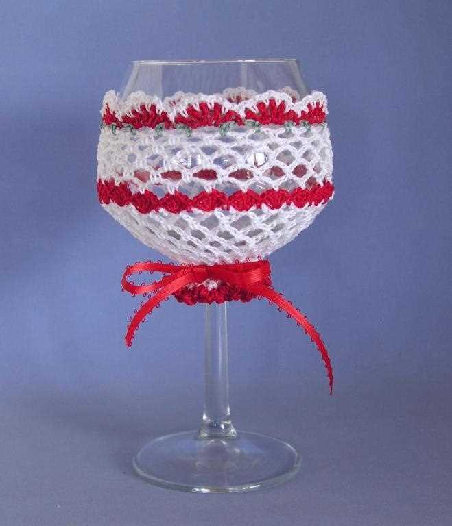Knitted wine glass cozy pattern