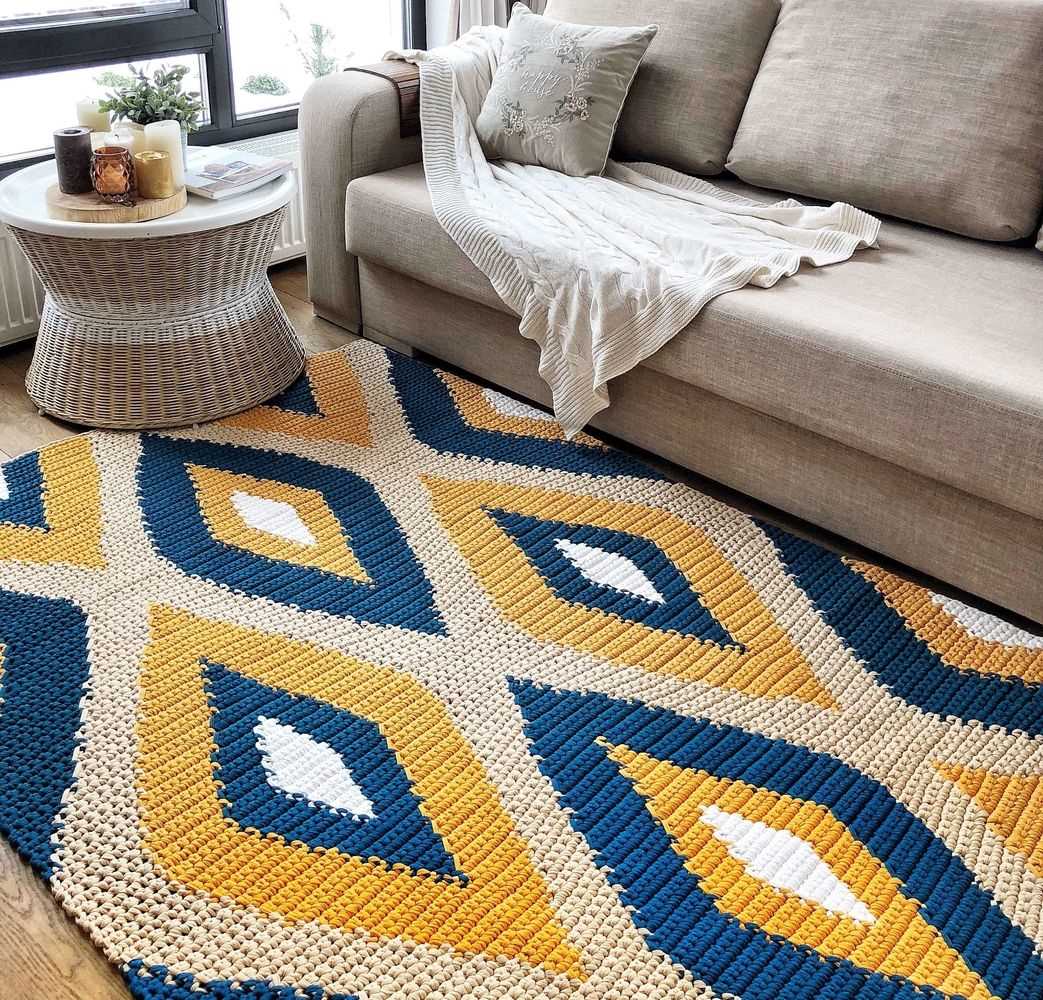 Knitted carpet patterns