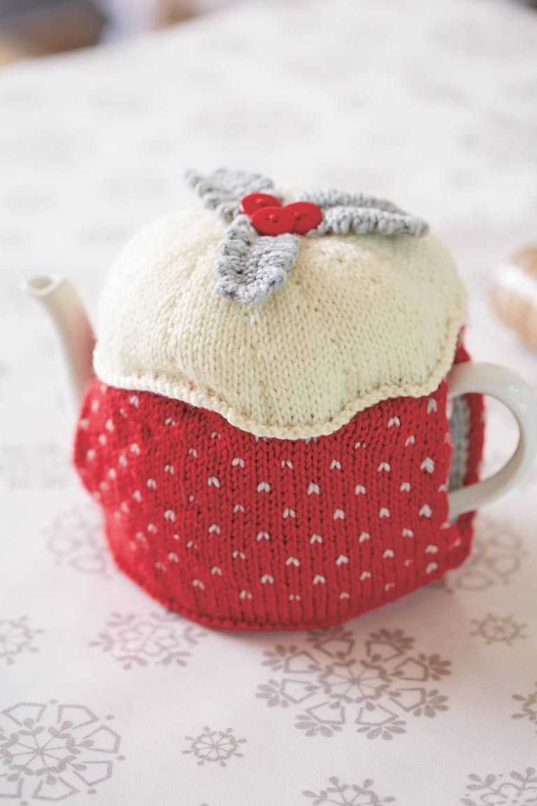 Knitted christmas tea cosy pattern