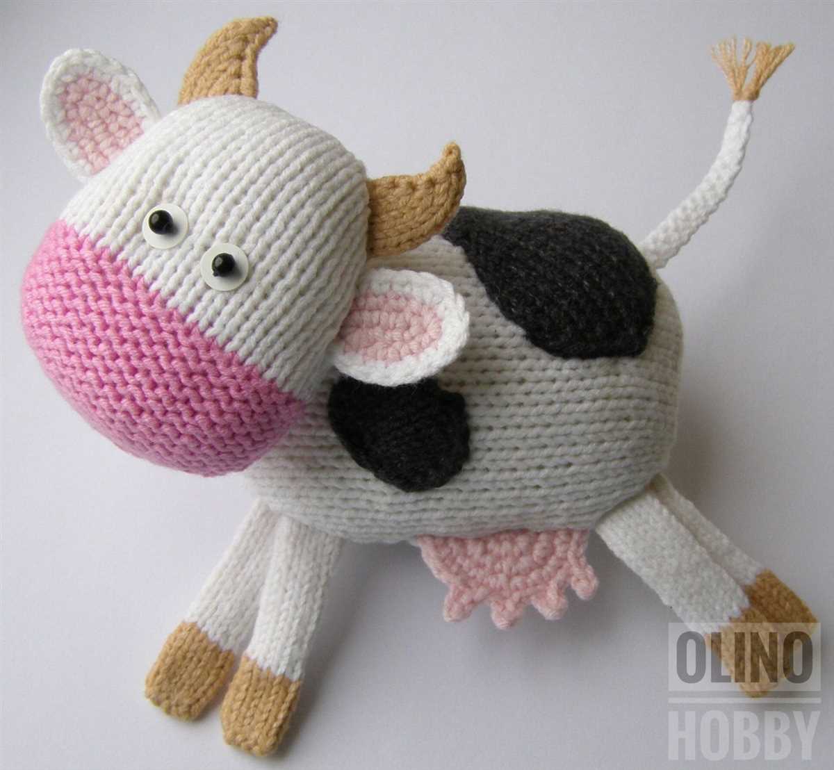 Knitted cow pattern free