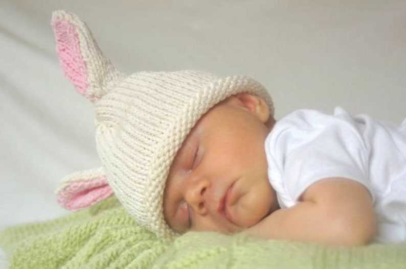 Knitted easter bunny hat pattern
