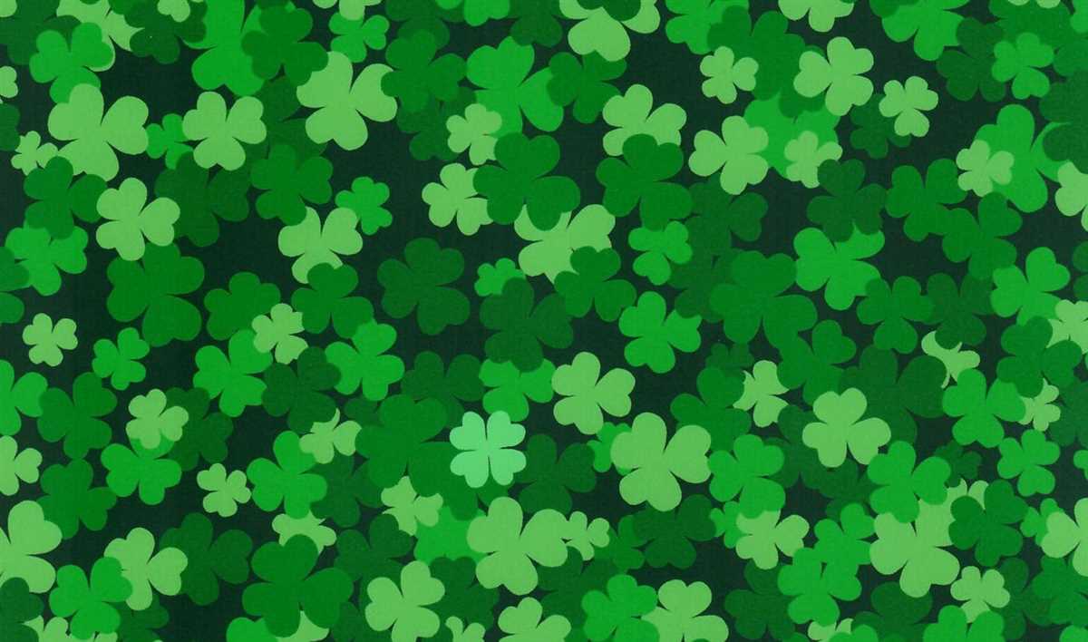 Knitted four leaf clover pattern