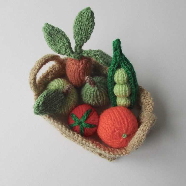 Knitted fruit patterns