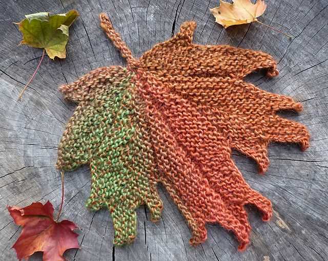 Knitted maple leaf pattern