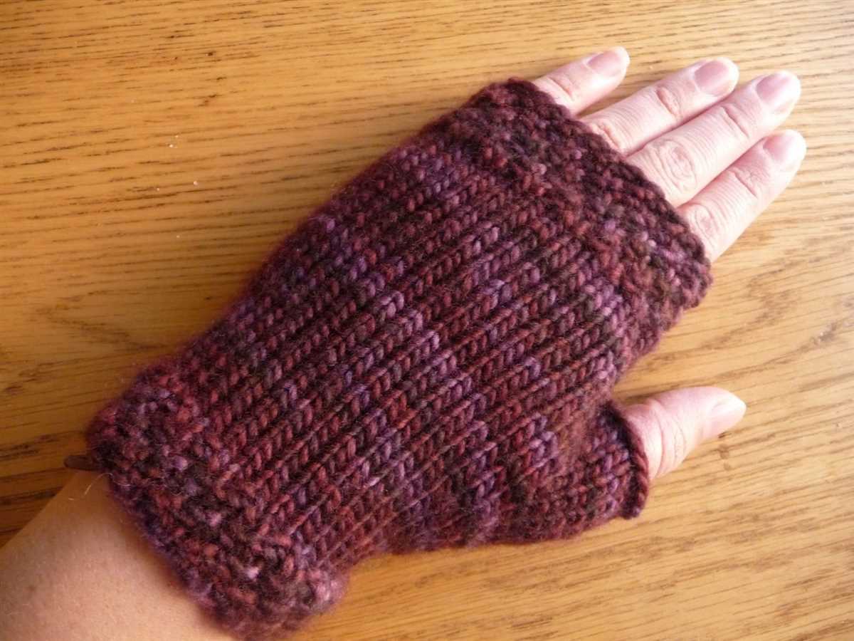 Knitted mitten pattern free