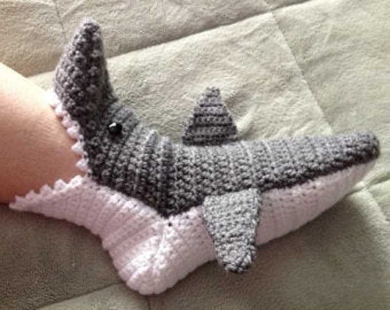 Knitted shark socks pattern free