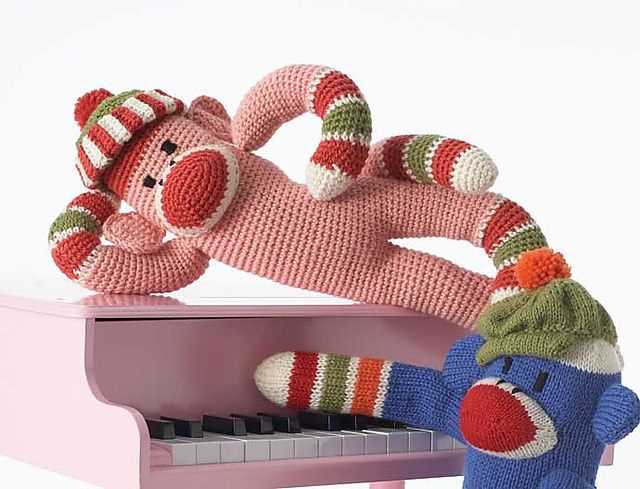 Knitted sock monkey pattern free