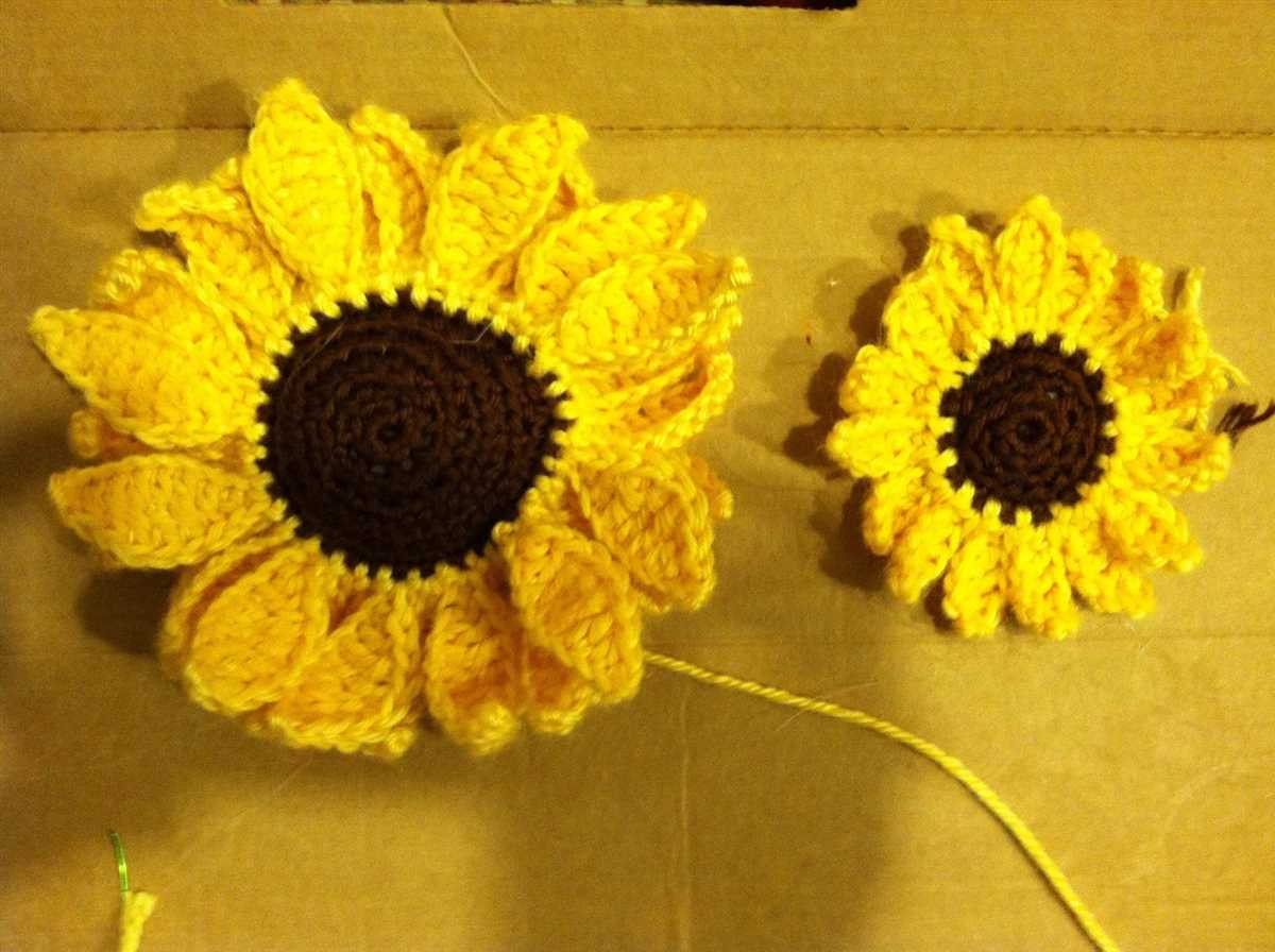 Knitted sunflower free pattern