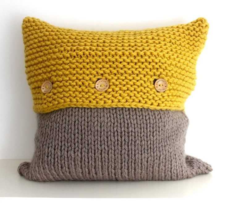 Knitted toaster cover pattern