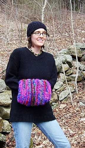 Knitted twiddle muffs pattern