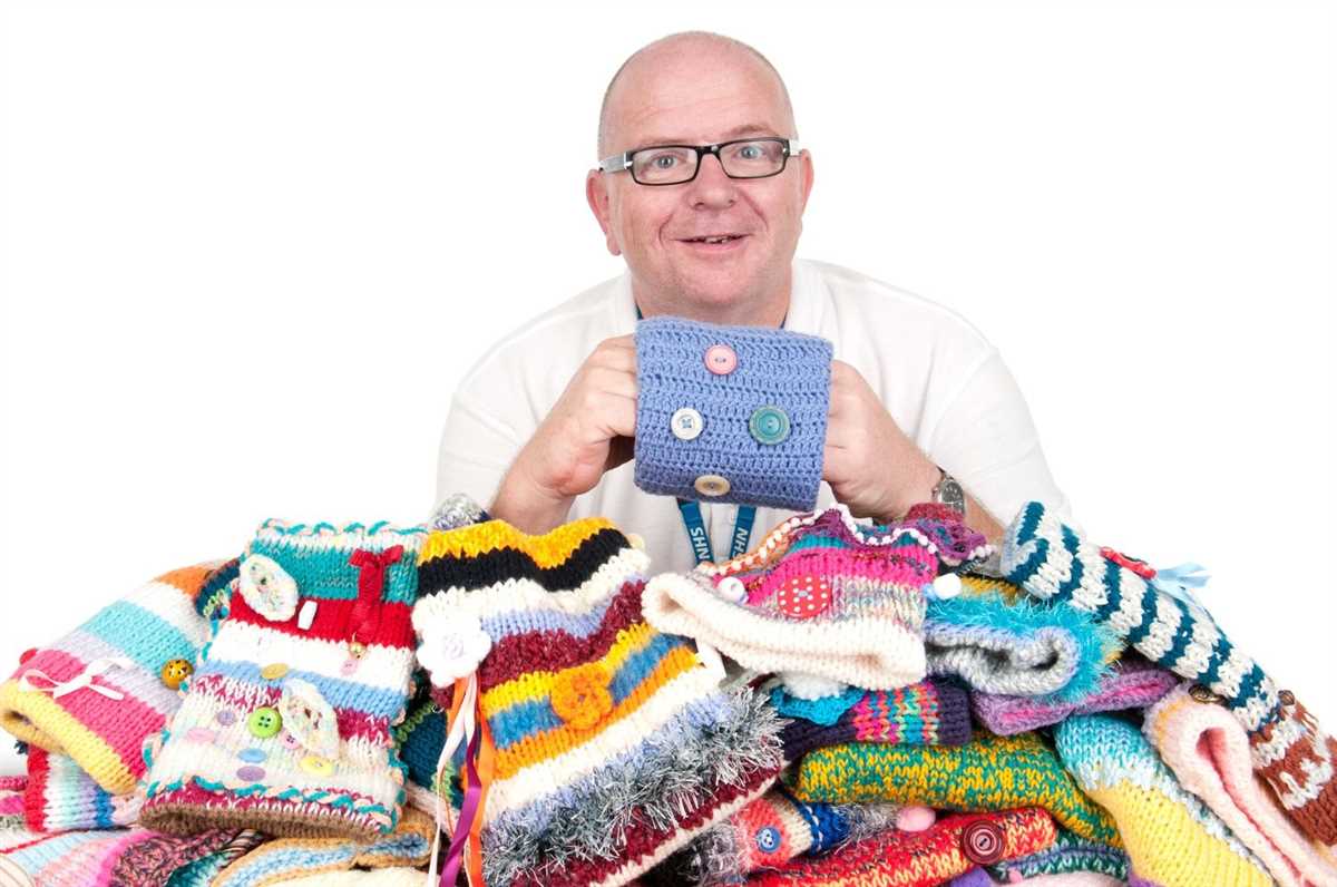 Knitted twiddle muffs pattern