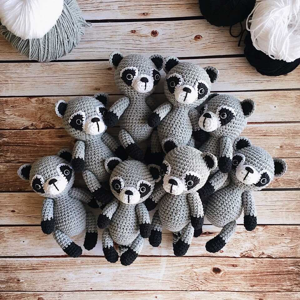 Knitting animal pattern
