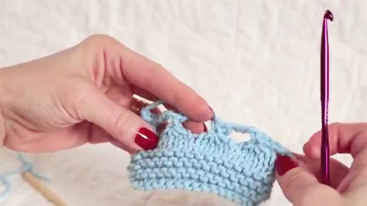 Knitting bind off in pattern