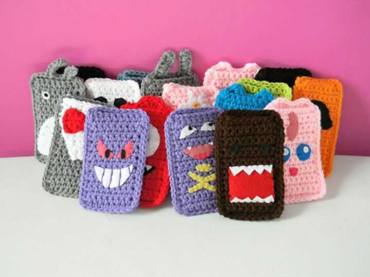 Knitting pattern for mobile phone case