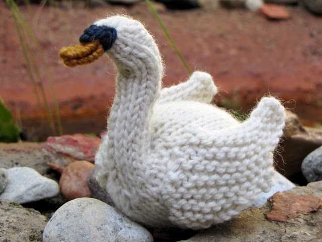 Knitting animal pattern