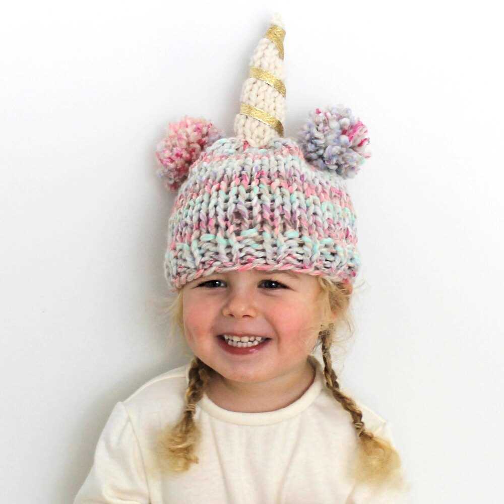 Knitting pattern for unicorn hat