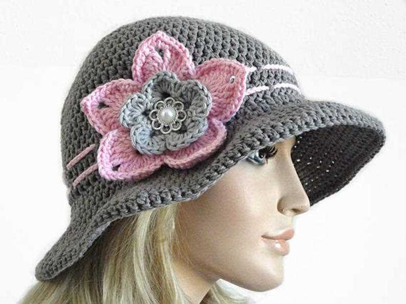 Knit hat with visor pattern free