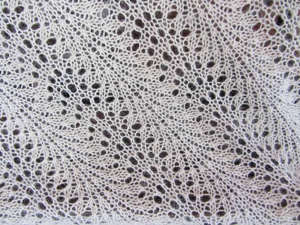 Feather knitting pattern