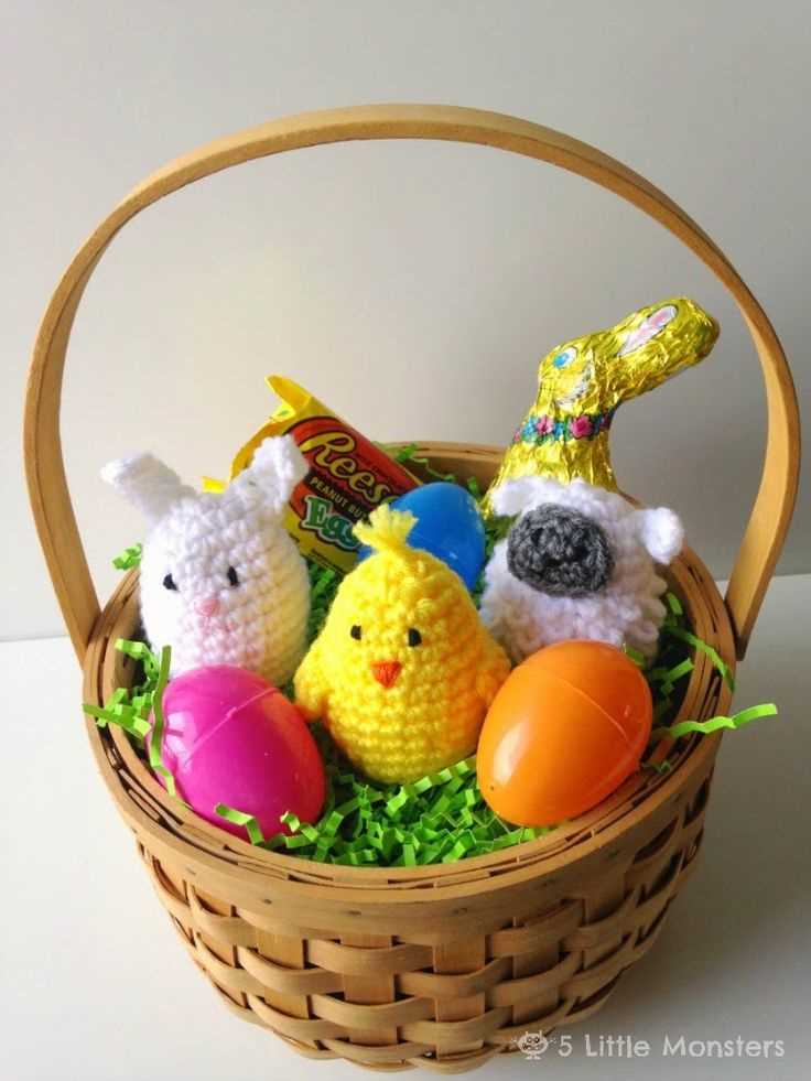 Transform Your Easter Eggs with these Creative Knitted Covers Knitting patterns for easter egg covers