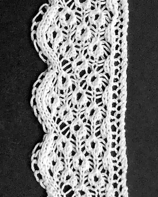 Lace edging knit pattern