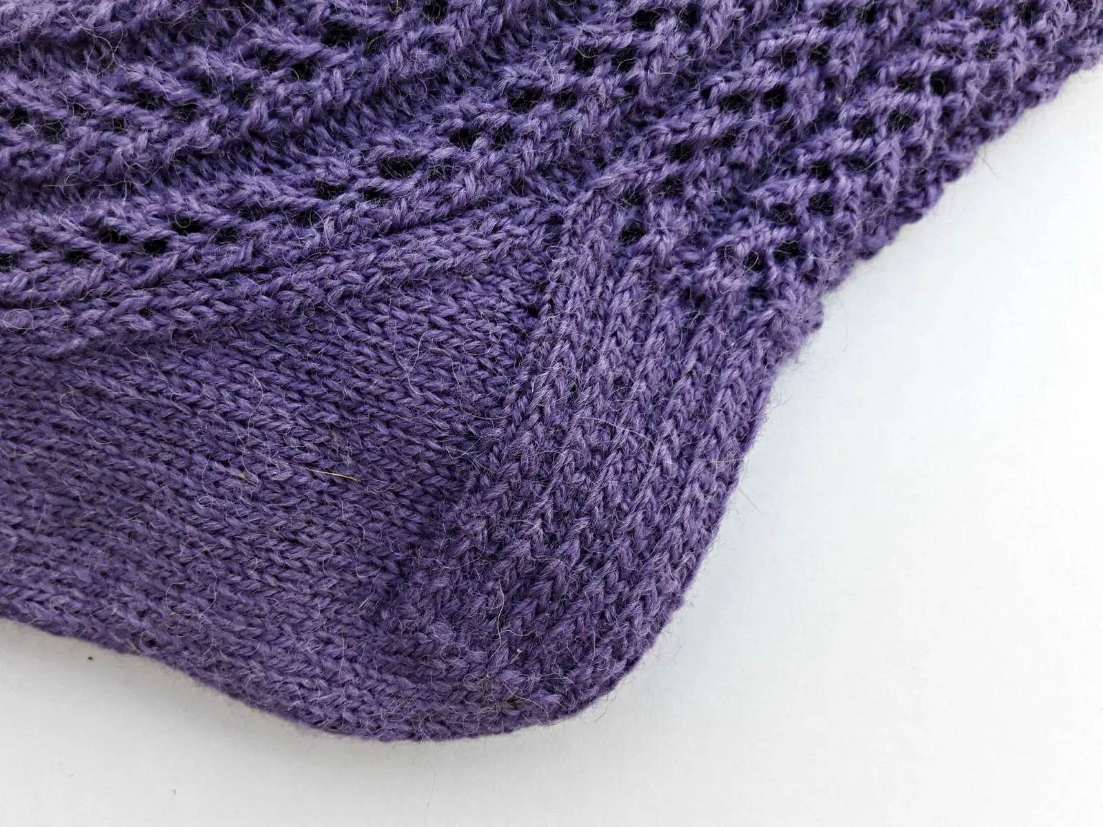 Lace socks knitting pattern free