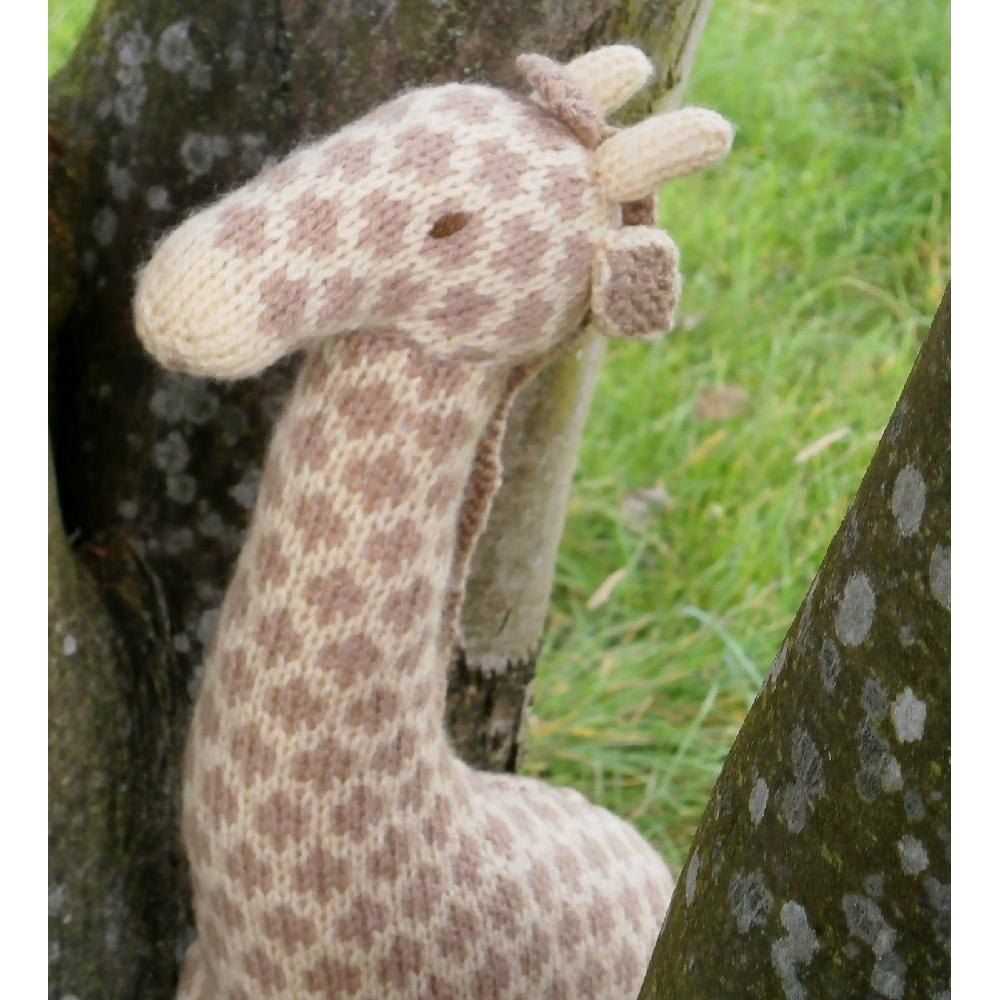 Giraffe jumper knitting pattern
