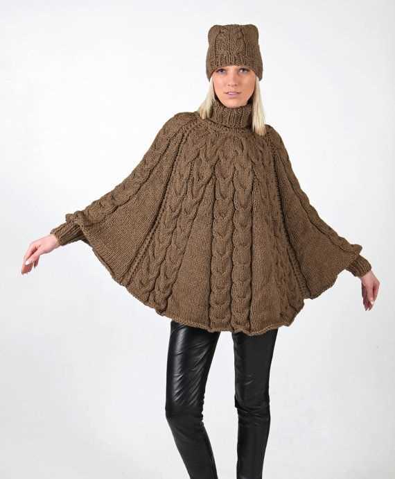 Lightweight poncho knitting pattern