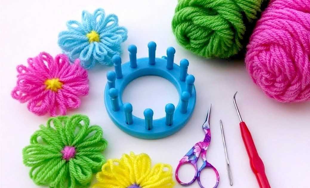 Loom knit flower pattern
