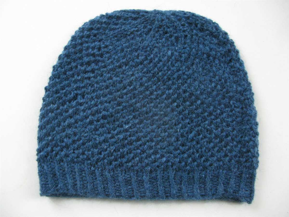 Loose knit hat pattern