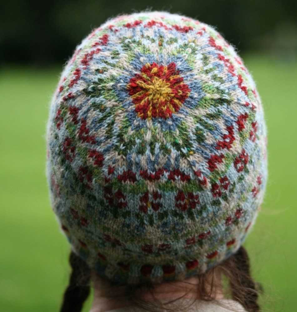 Free mini hat knitting pattern