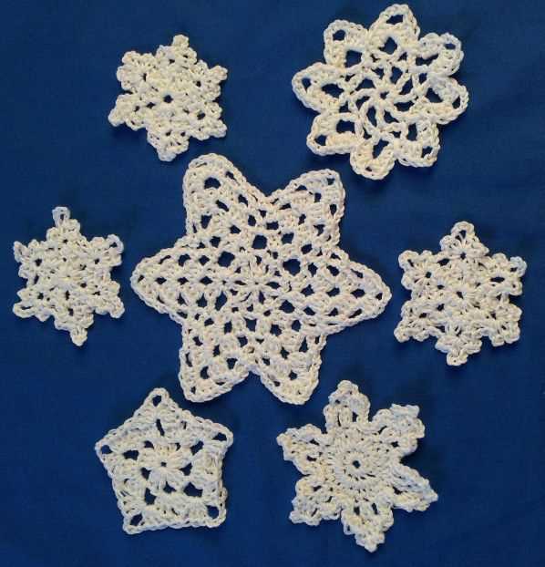 Knitted snowflake pattern free