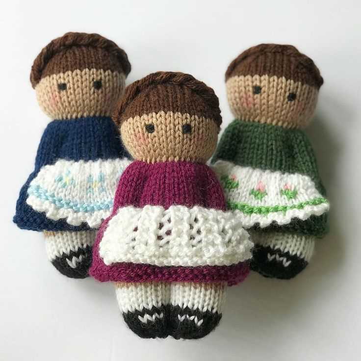 Knitting patterns for charity knitters