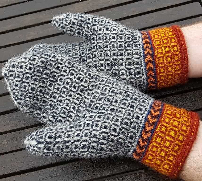 Machine knit mittens free pattern