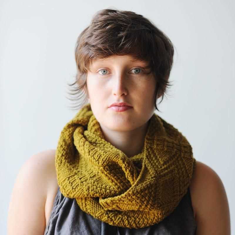 Male knitted scarf pattern