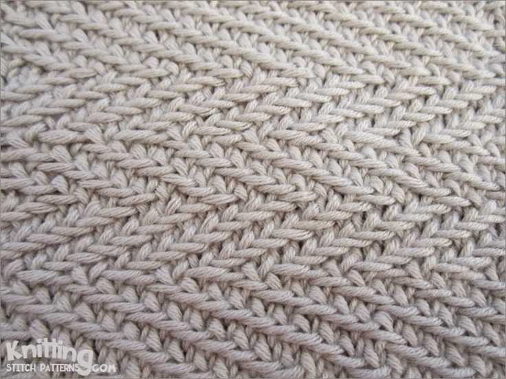 Knit stitch pattern multiple of 4