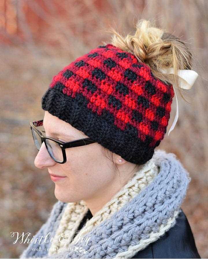 Messy bun hat free knitting pattern