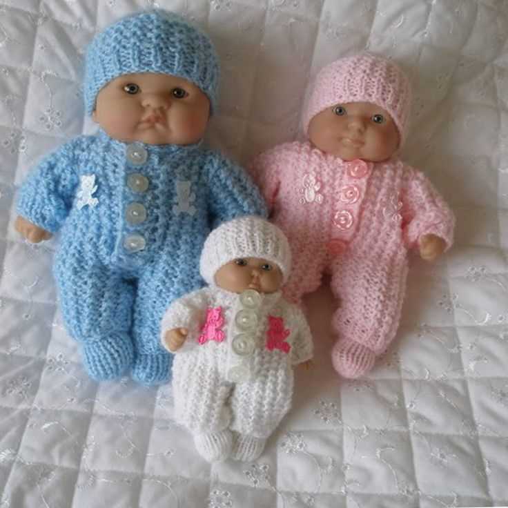 Knitting patterns for small dolls clothes
