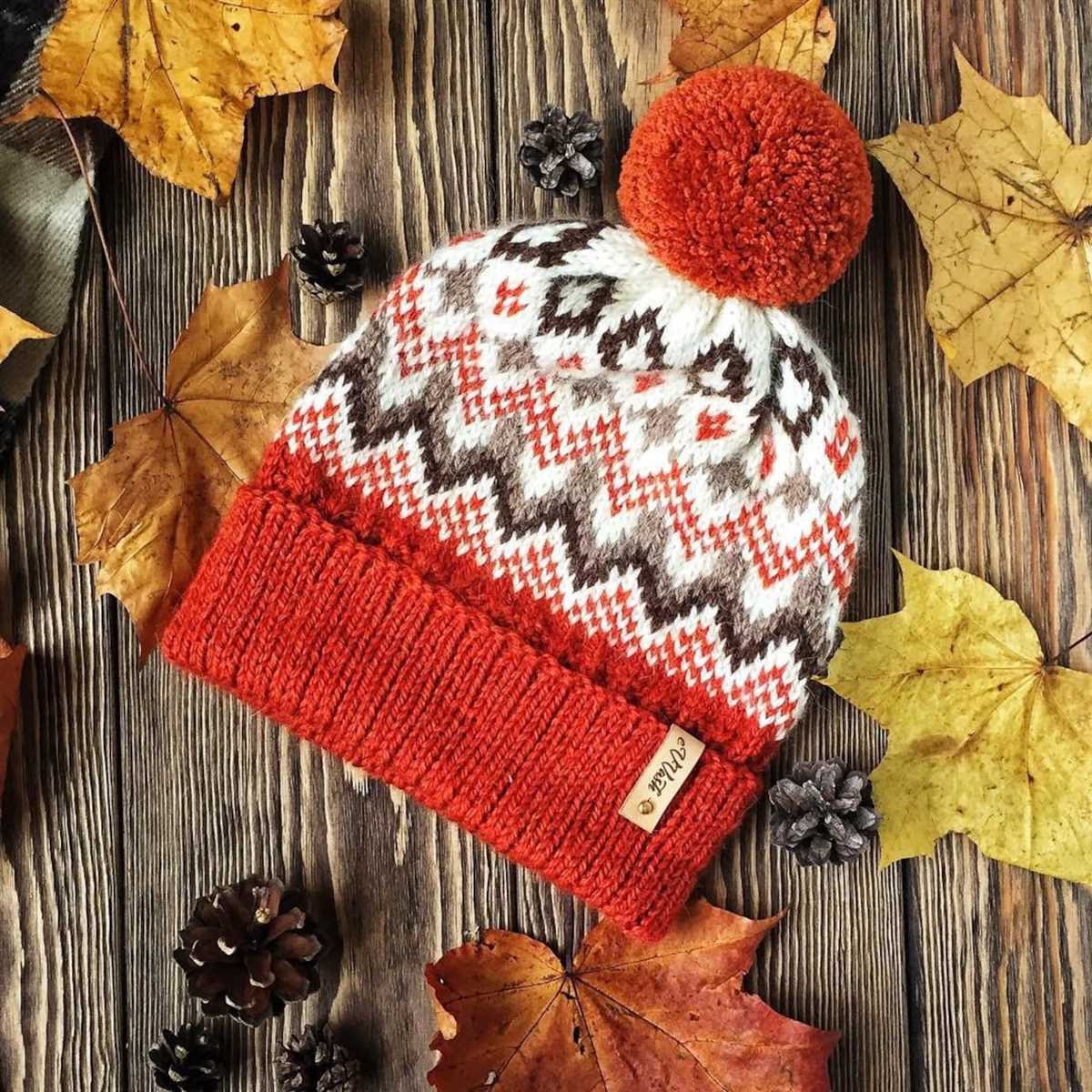 Mini hat ornament knitting pattern