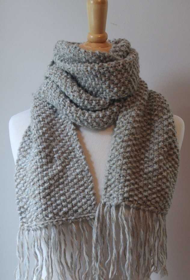 Knit a scarf pattern