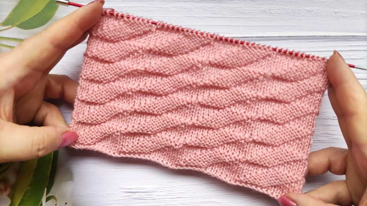 Inverness diamonds knit pattern