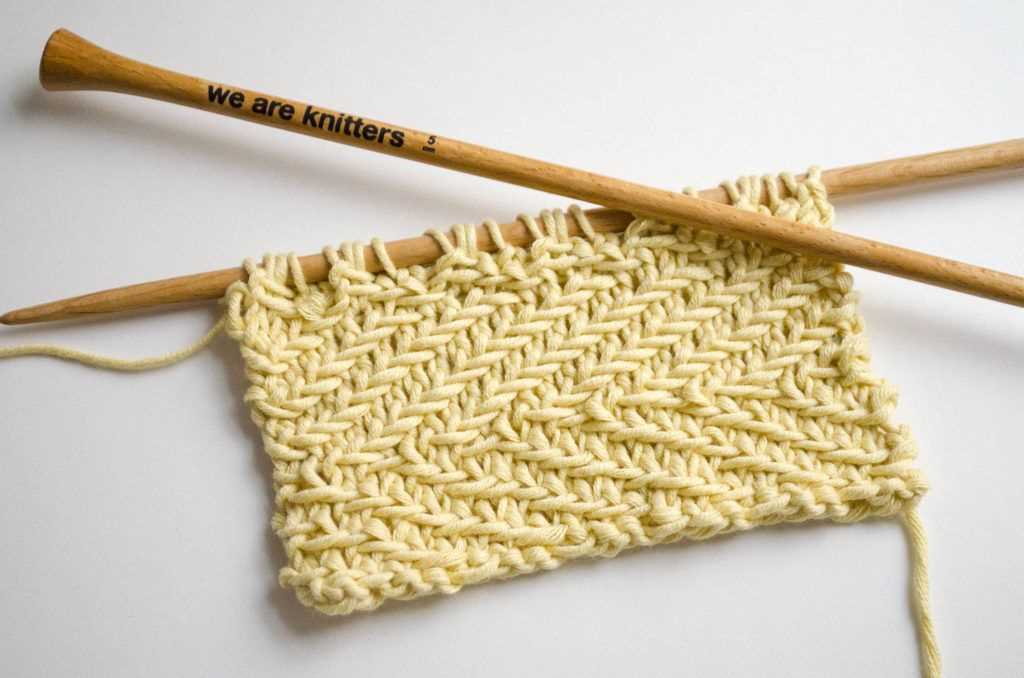 Needle knitting patterns