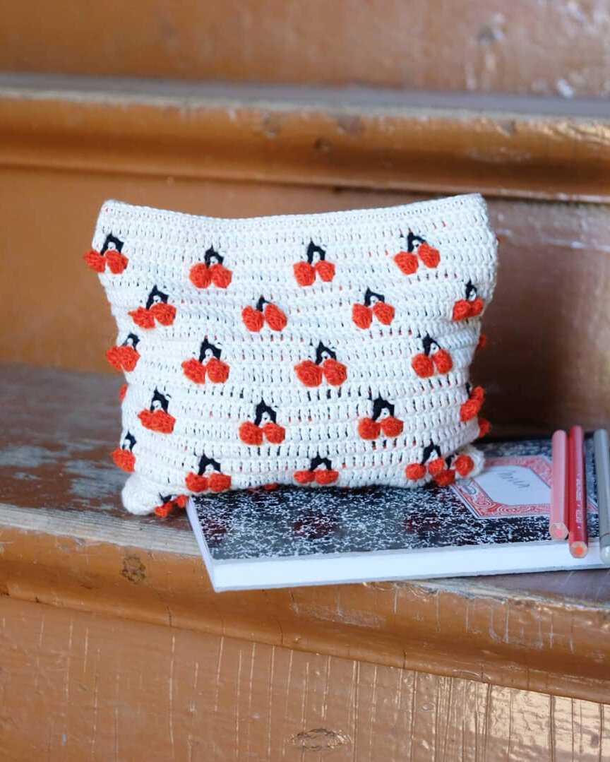 Knitted possum pouch pattern