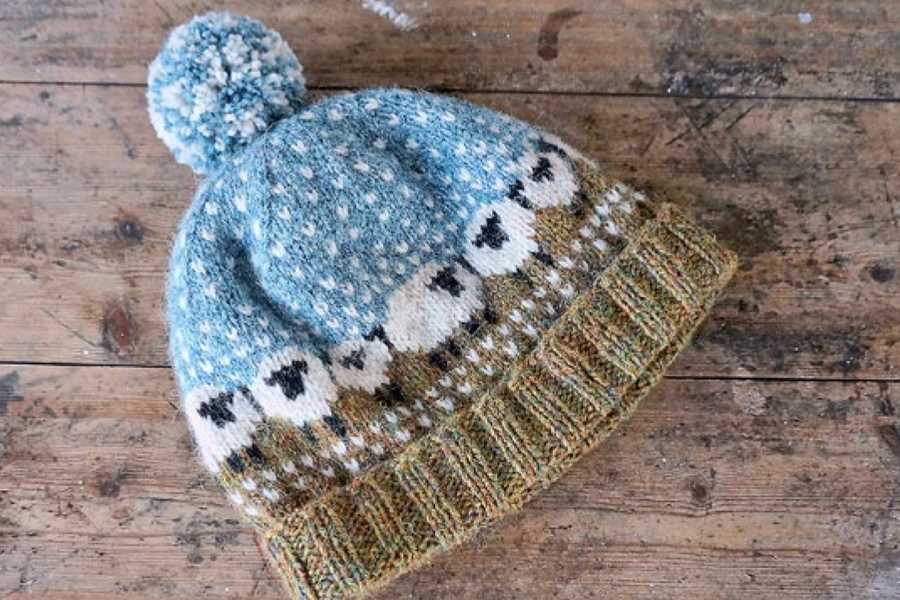 R2d2 knit hat pattern