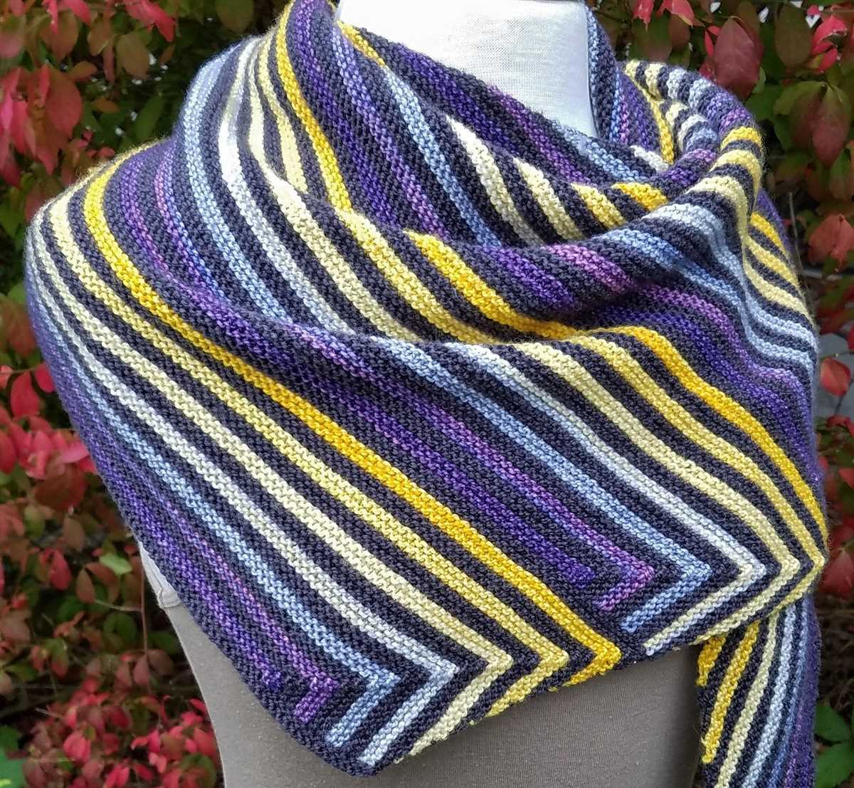 Striped shawl knitting pattern