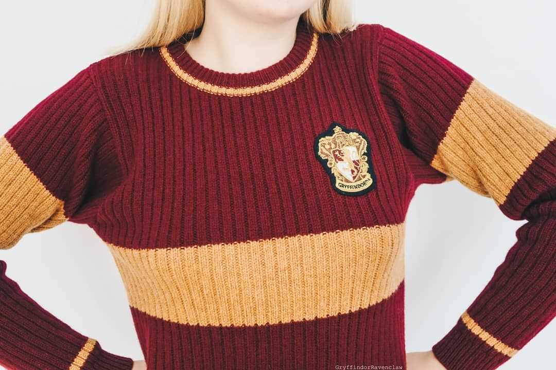 Gryffindor jumper knitting pattern