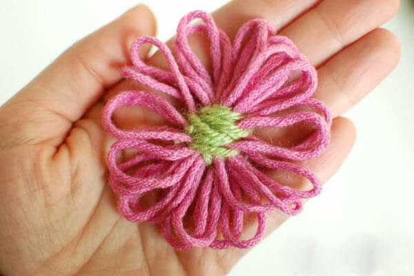 Loom knit flower pattern