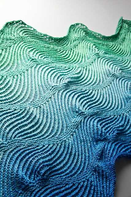Wave knit pattern